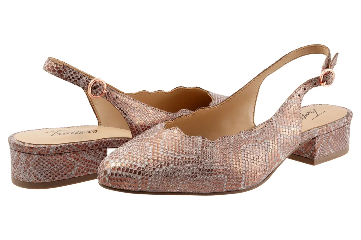 Trotters Joselyn-Women Standard | Wide