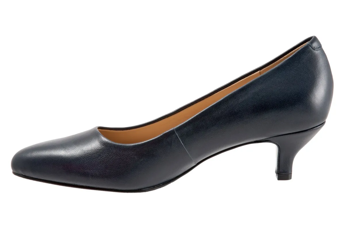 Trotters Kiera-Women Standard | Extra Wide