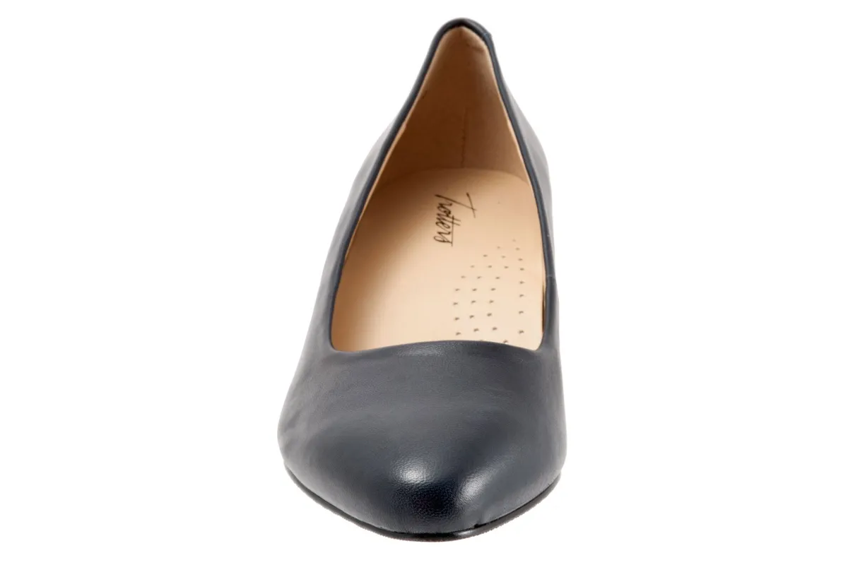Trotters Kiera-Women Standard | Extra Wide