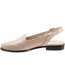 Trotters Lena-Women Standard | Narrow