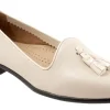 Trotters Liz Tassel-Women Wide | Narrow