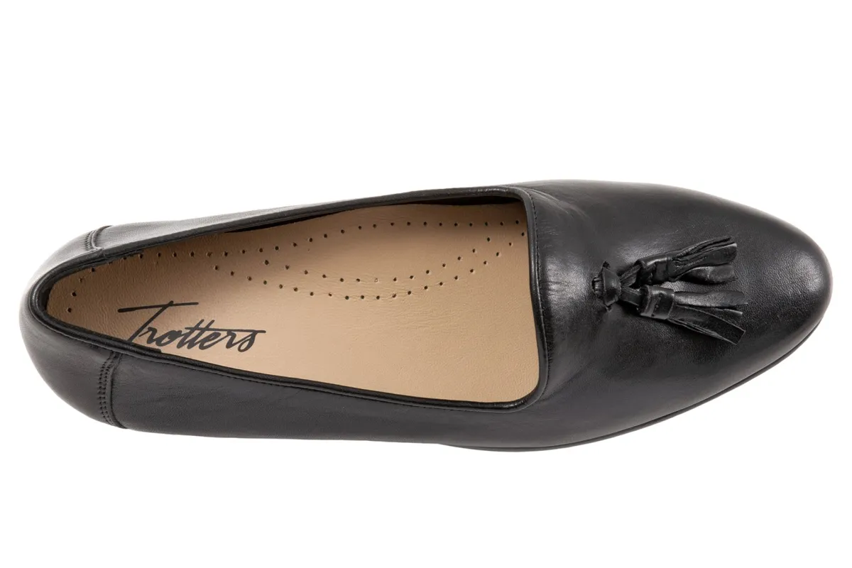 Trotters Liz Tassel-Women Standard | Wide
