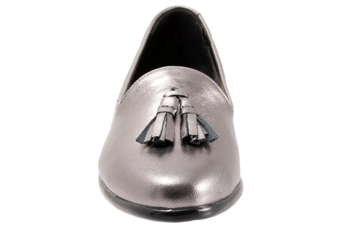 Trotters Liz Tassel-Women Standard | Wide