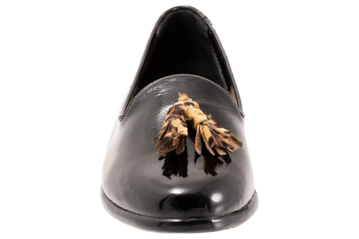 Trotters Liz Tassel-Women Standard | Wide