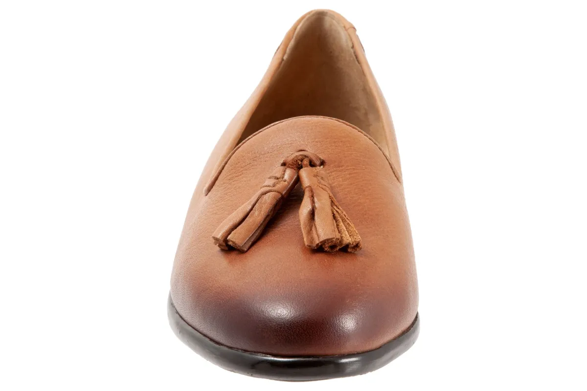 Trotters Liz Tassel-Women Standard | Wide