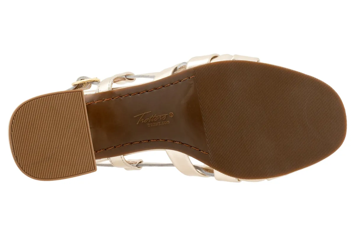 Trotters Luna-Women Wide | Standard