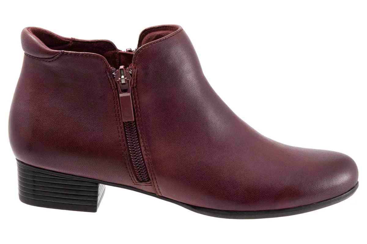 Trotters Major-Women Standard | Extra Wide
