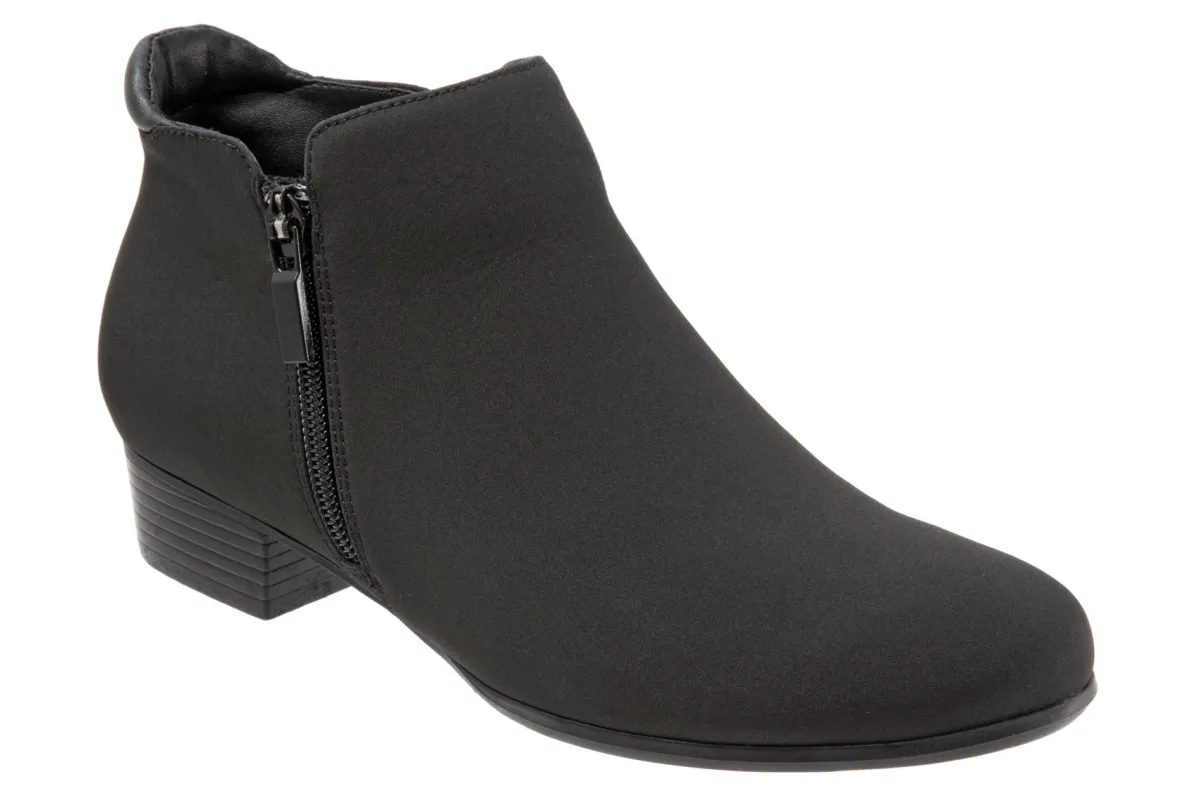 Trotters Major-Women Standard | Extra Wide