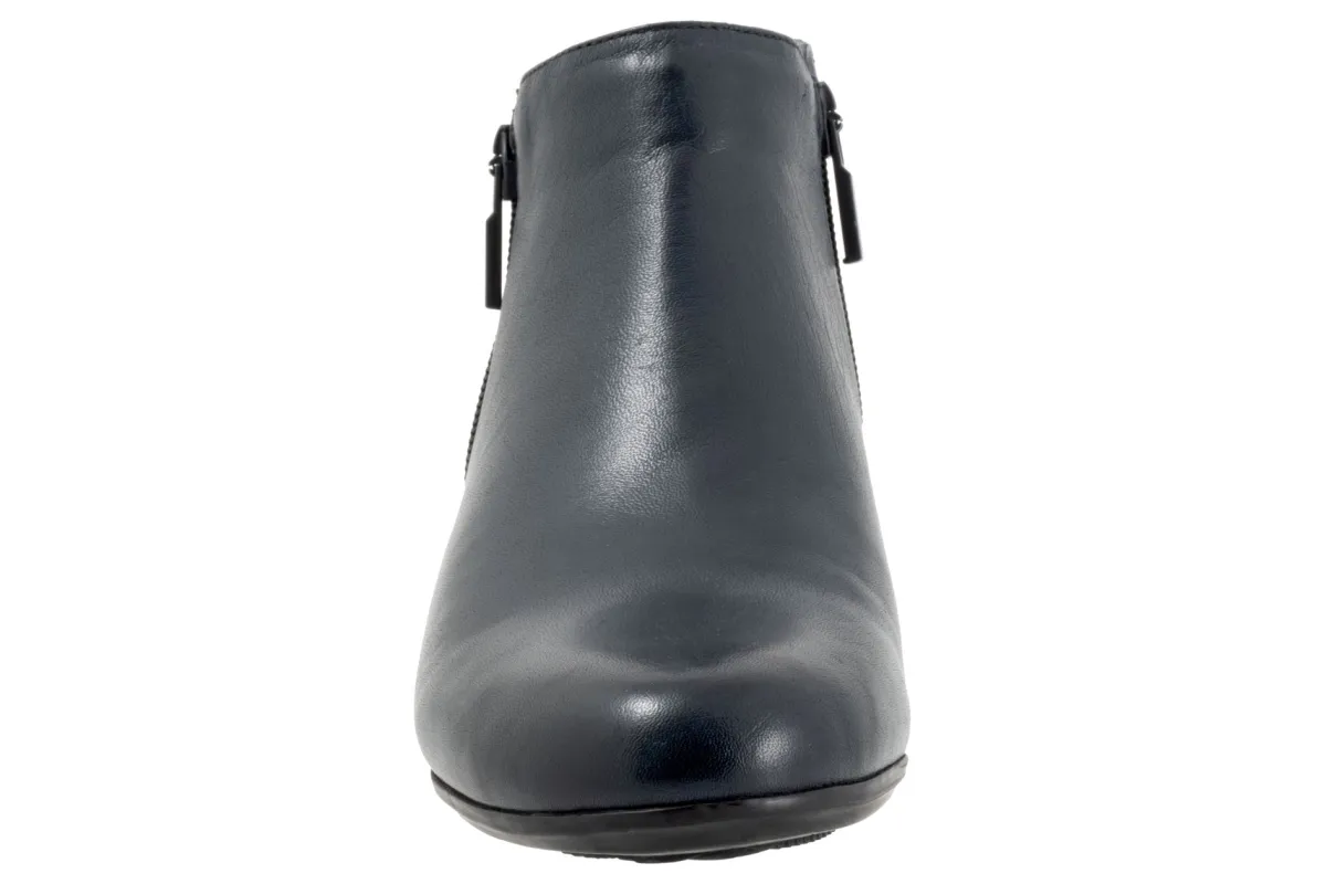 Trotters Major-Women Standard | Extra Wide