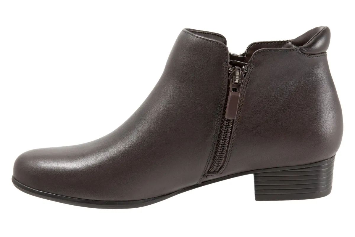 Trotters Major-Women Standard | Extra Wide