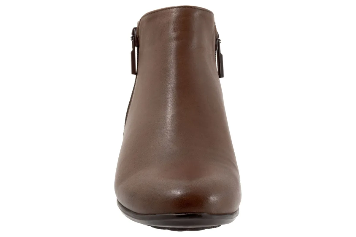 Trotters Major-Women Standard | Extra Wide