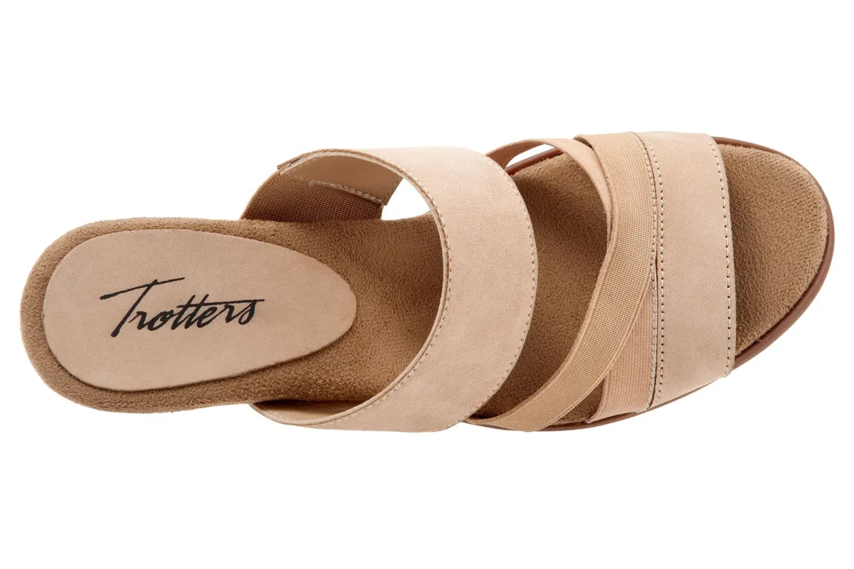 Trotters Maxine-Women Standard | Wide
