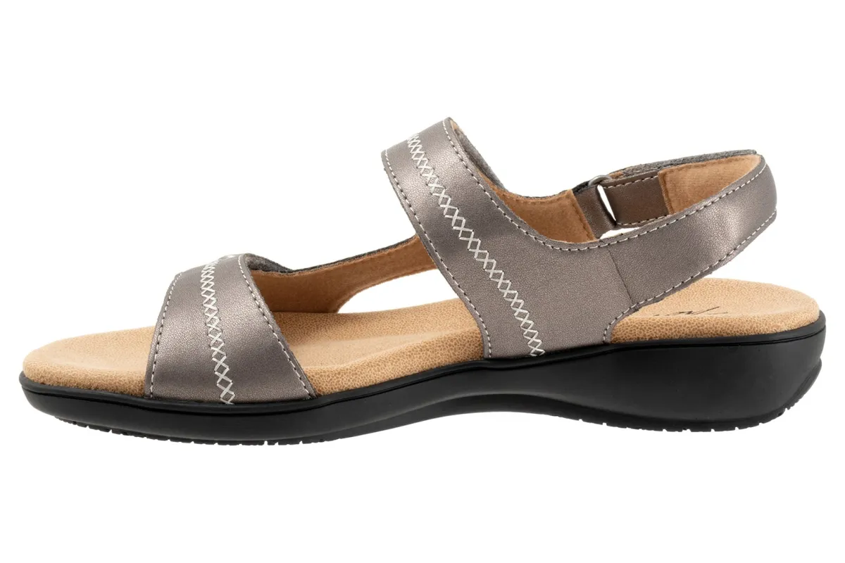 Trotters Romi Stitch-Women Standard | Sandals