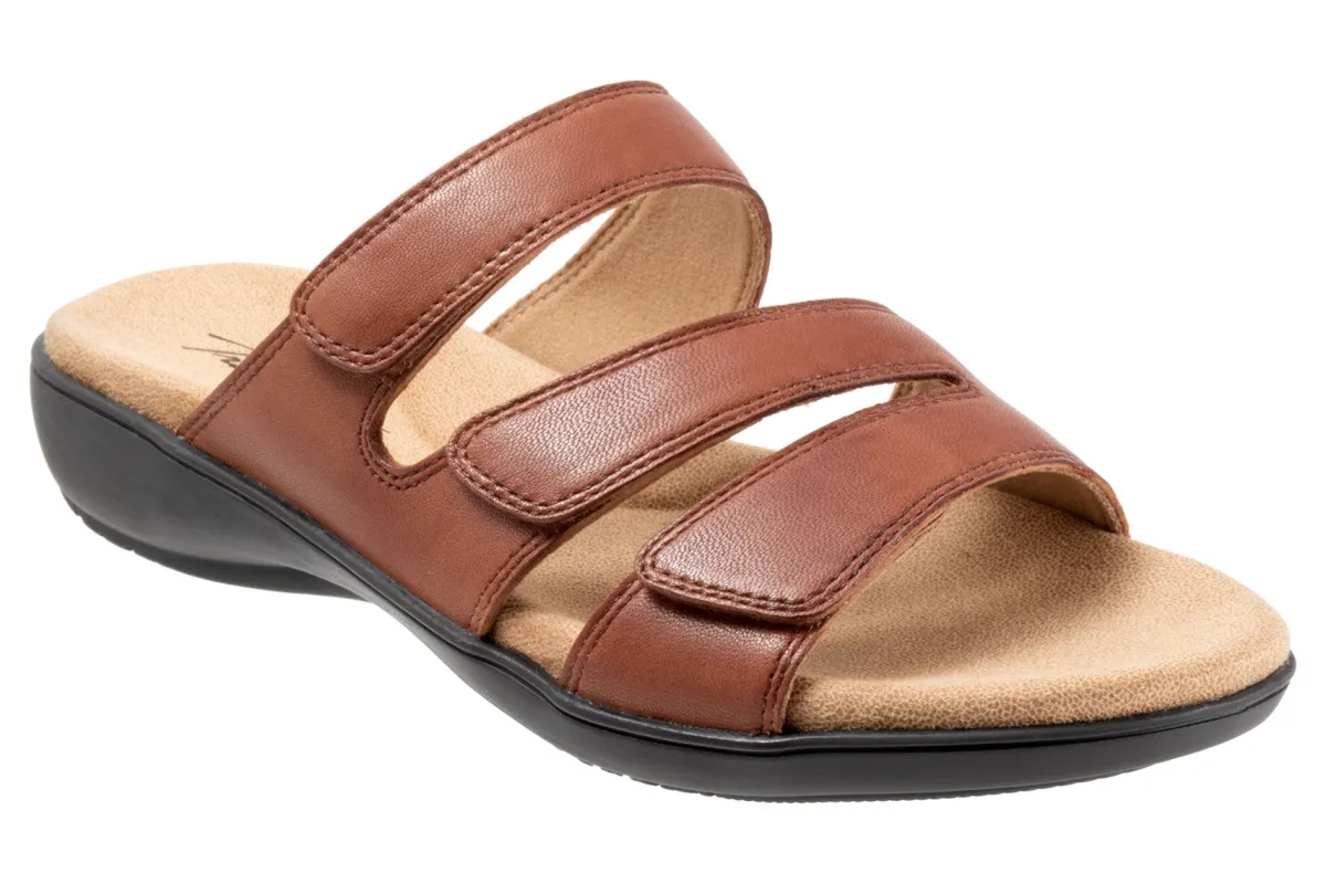 Trotters Rose-Women Standard | Wide
