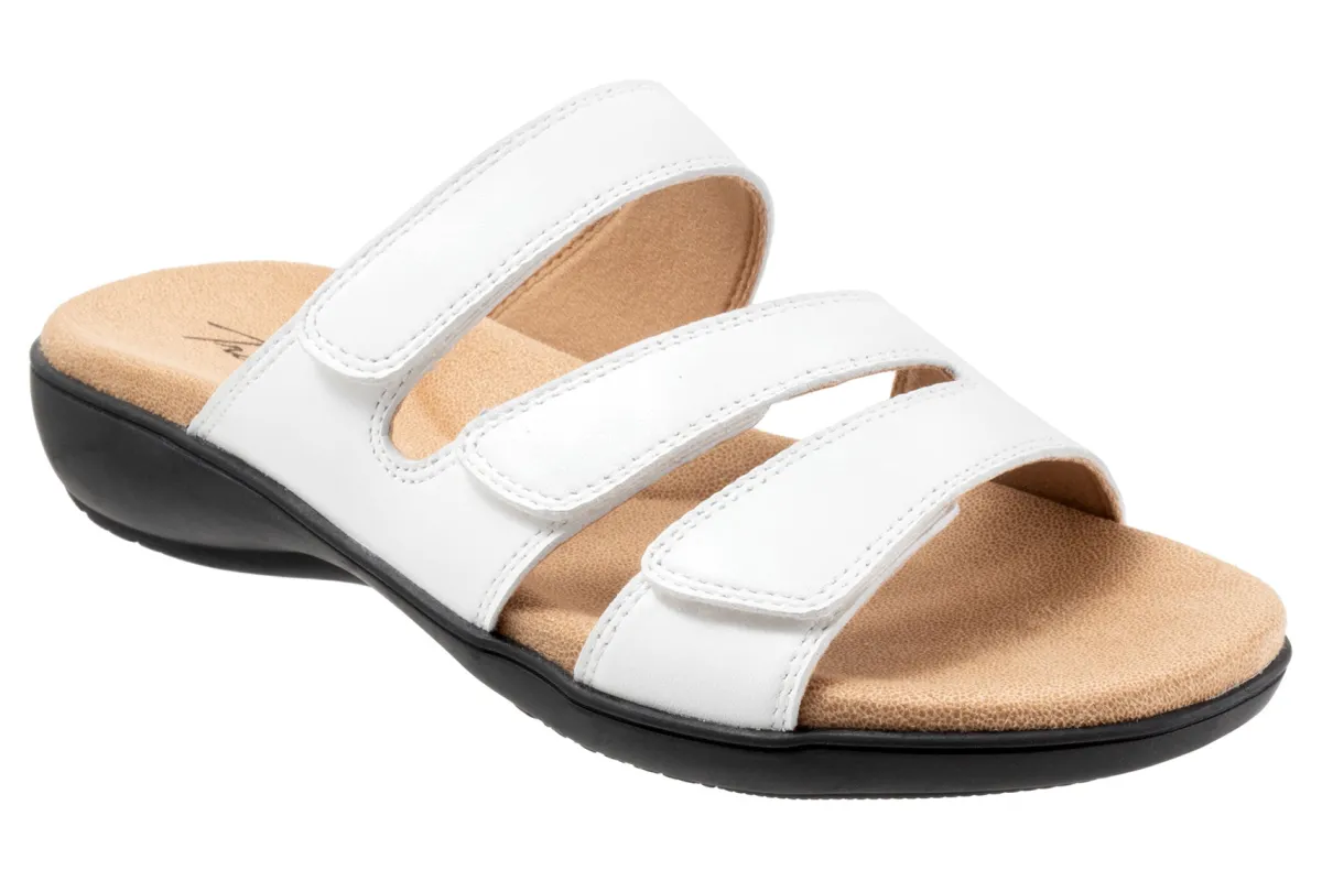 Trotters Rose-Women Standard | Wide