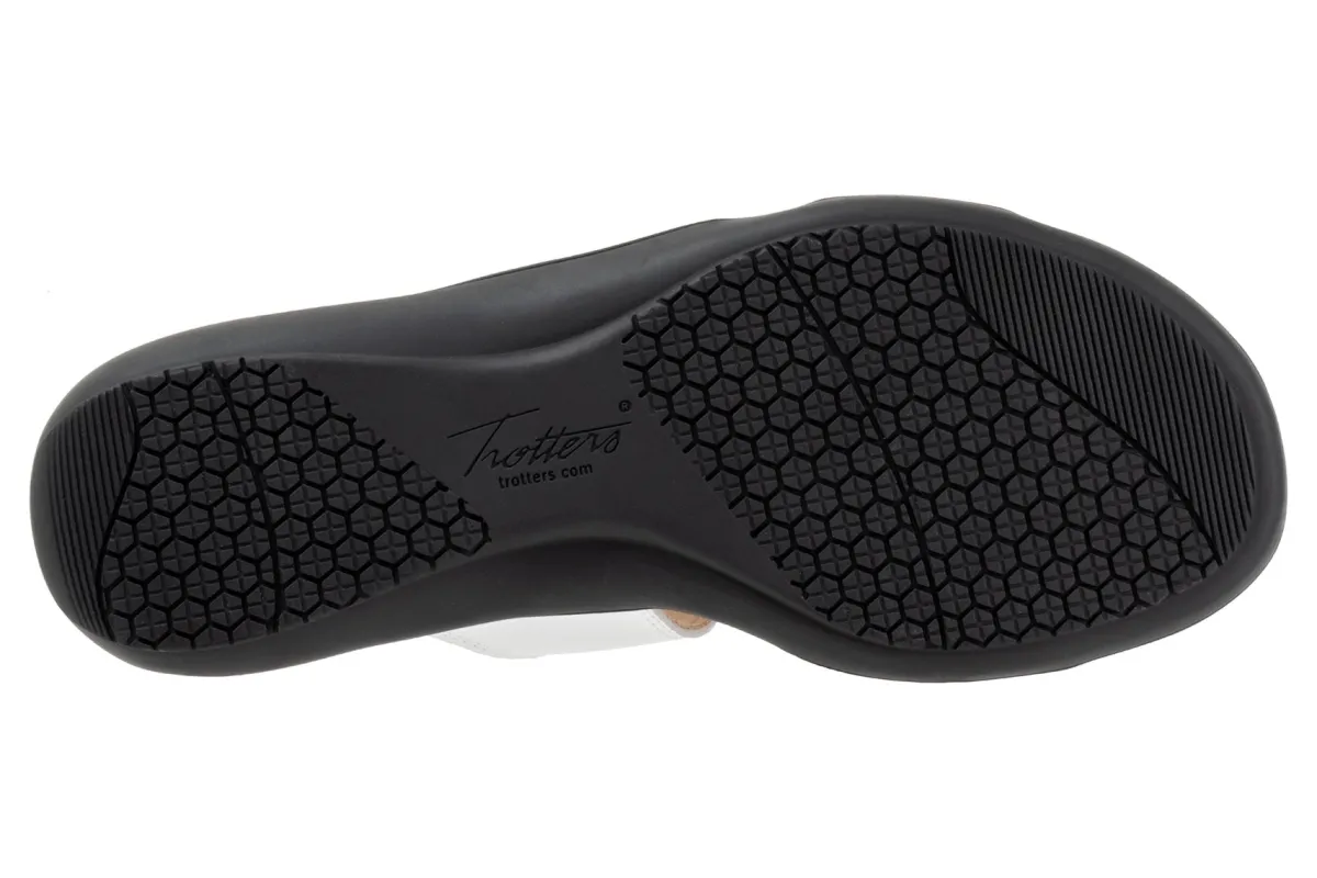Trotters Rose-Women Standard | Wide