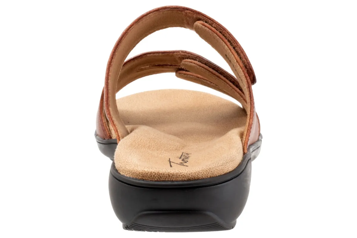 Trotters Rose-Women Standard | Wide