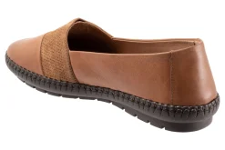 Trotters Ruby-Women Wide | Casual Shoes
