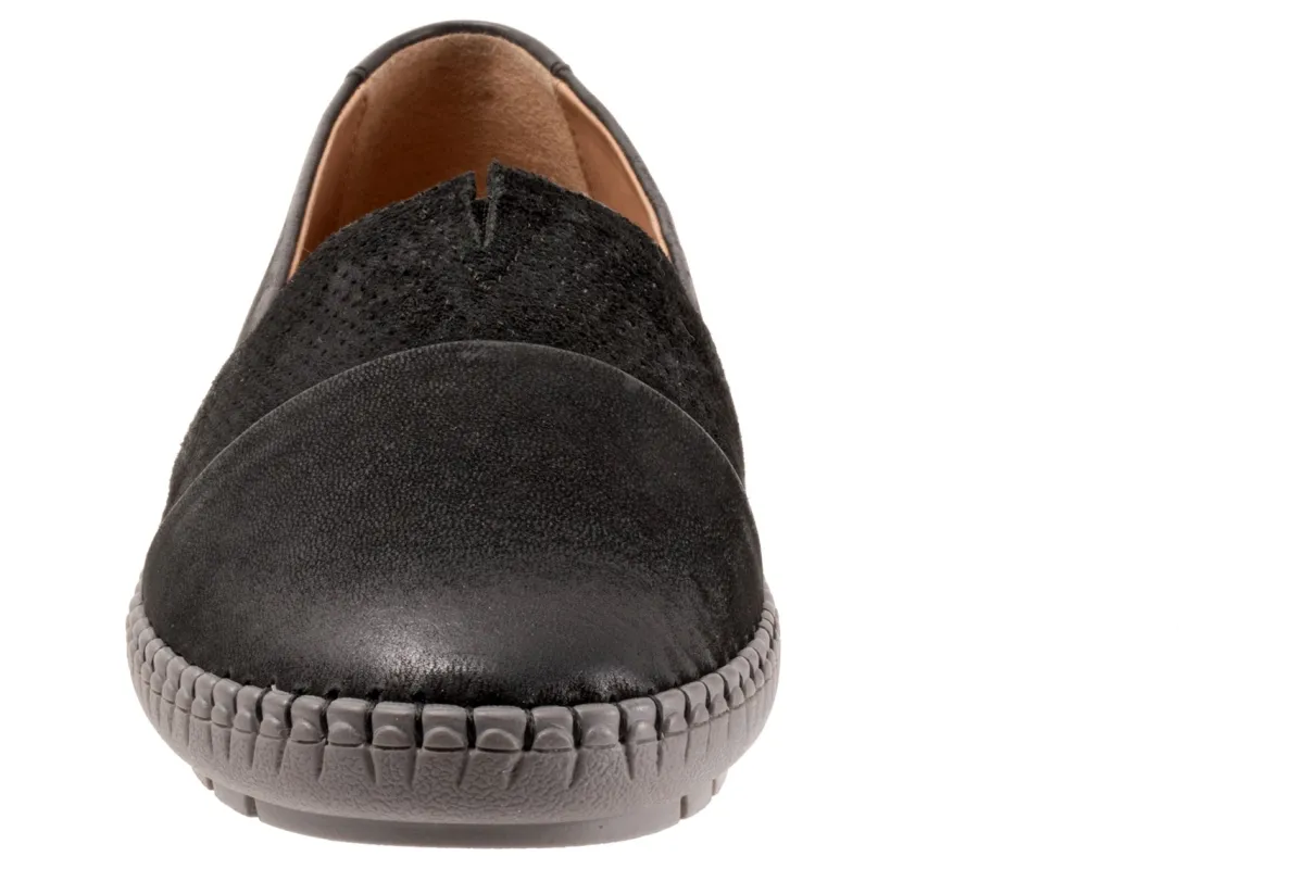 Trotters Ruby-Women Wide | Casual Shoes