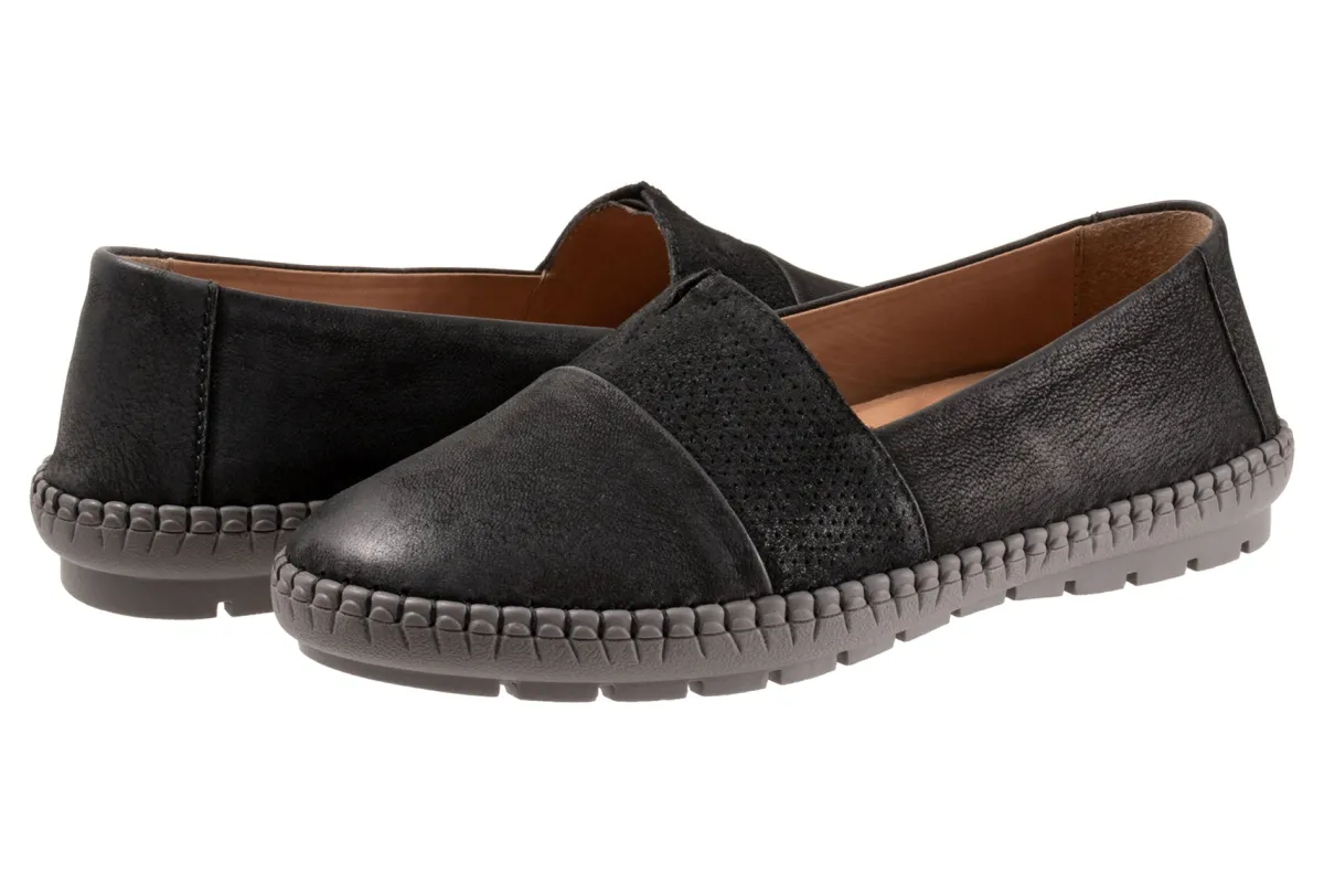 Trotters Ruby-Women Wide | Casual Shoes