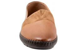 Trotters Ruby-Women Wide | Casual Shoes