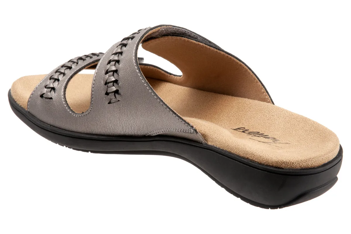 Trotters Ruthie Woven-Women Standard | Extra Wide
