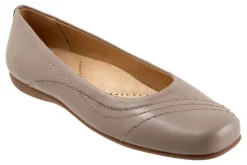 Trotters Sasha-Women Standard | Extra Wide