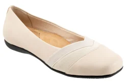 Trotters Stella-Women Wide | Standard