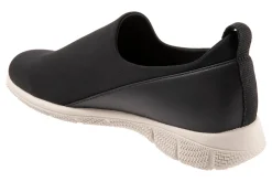 Trotters Ultima-Women Wide | Casual Shoes