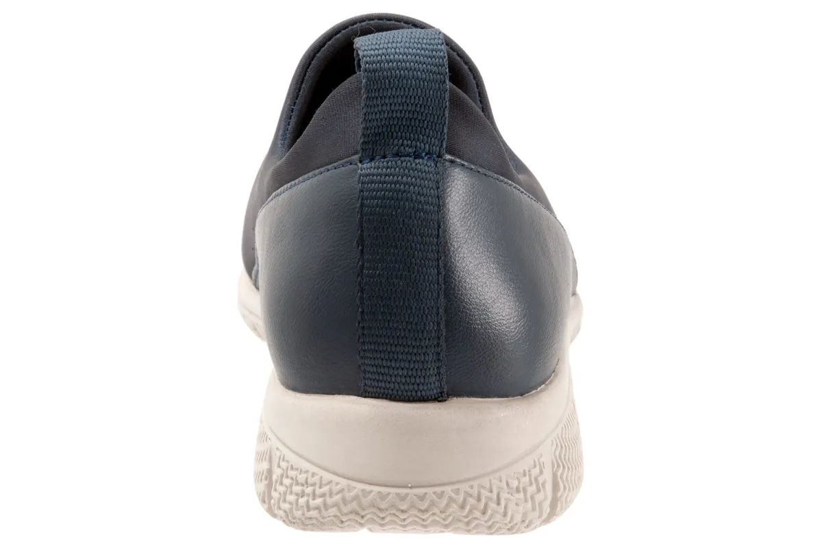 Trotters Ultima-Women Wide | Casual Shoes