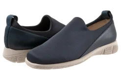 Trotters Ultima-Women Wide | Casual Shoes