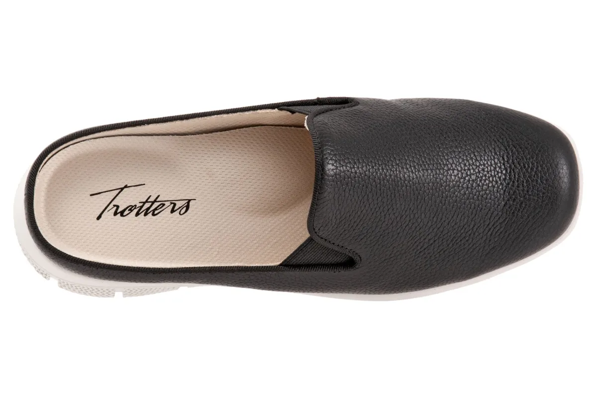 Trotters Uma-Women Narrow | Casual Shoes